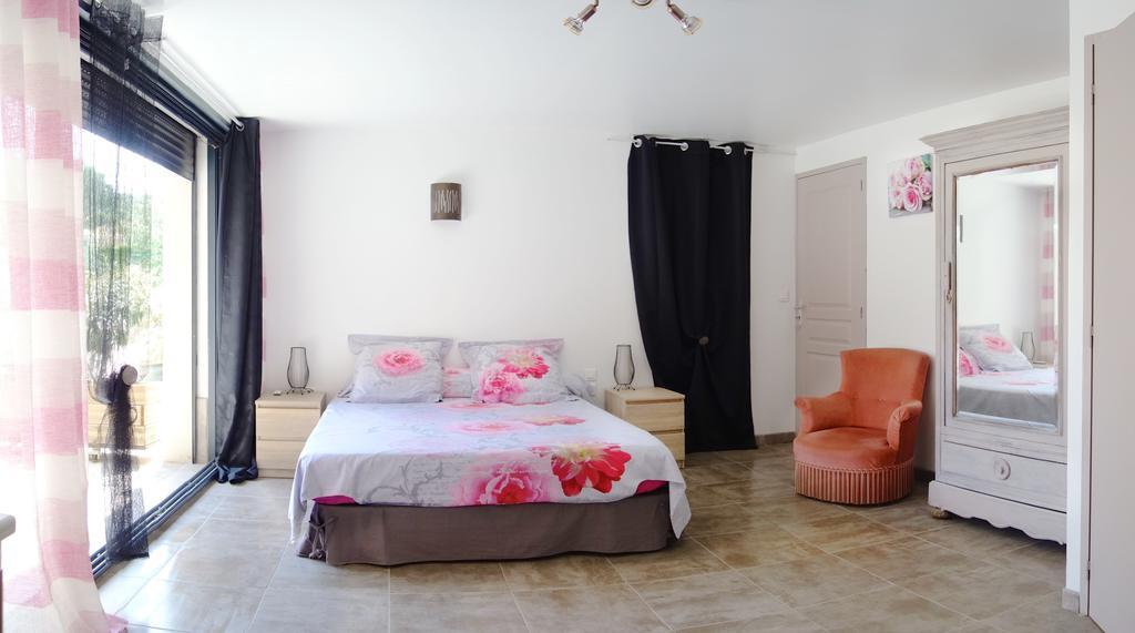 Le Clos Saint Elme Collioure Ruang foto